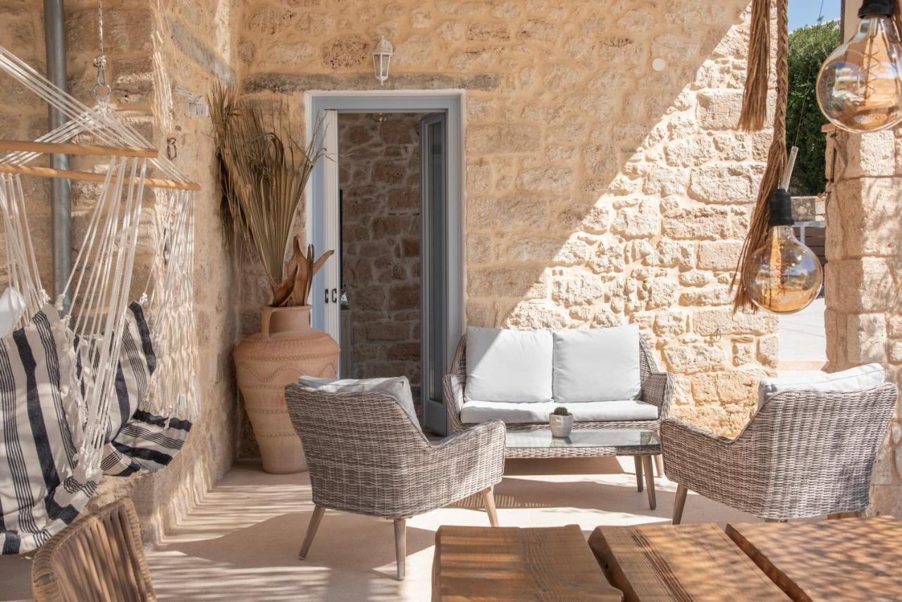 Terra E Sole Spa Suite Aegina Vathi  Экстерьер фото